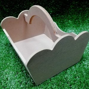 Wood Scalloped Basket 200x180x150mm