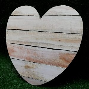 Pallet Wood Heart 420mm