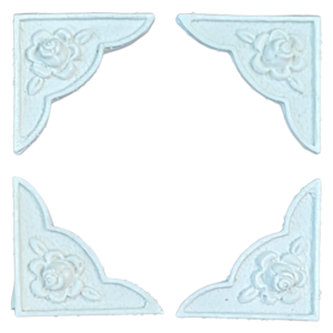 White Corner With Roses Resin Embellishment 4pc