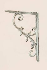 Antique Grey Leaf Bracket 27cm x 5cm x 20cm