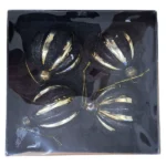 Plastic-Christmas-Decoration-Balls-Black-And-Gold-4-Piece_XDYS1410