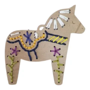 Just Love Junior Horse Wood Threading