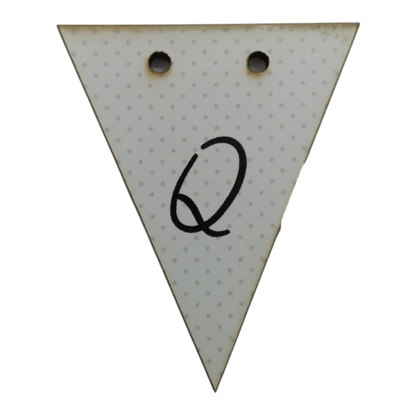 Bunting Letter Tag Q 5x6cm